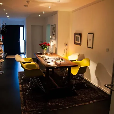 The Birdy Mountains Luxury 146qm, Sauna, Entertainment Apartament Schlitz