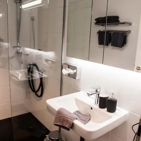 The Birdy Mountains Luxury 146qm, Sauna, Entertainment Apartment